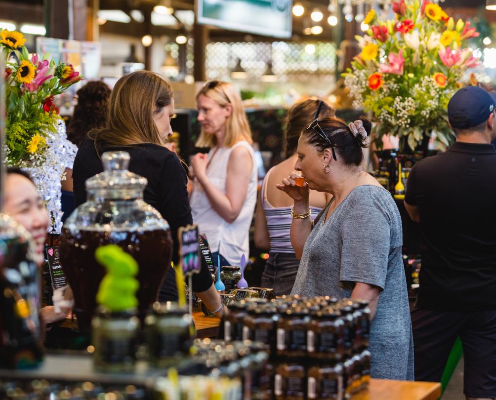 Shopping at the Fremantle Markets