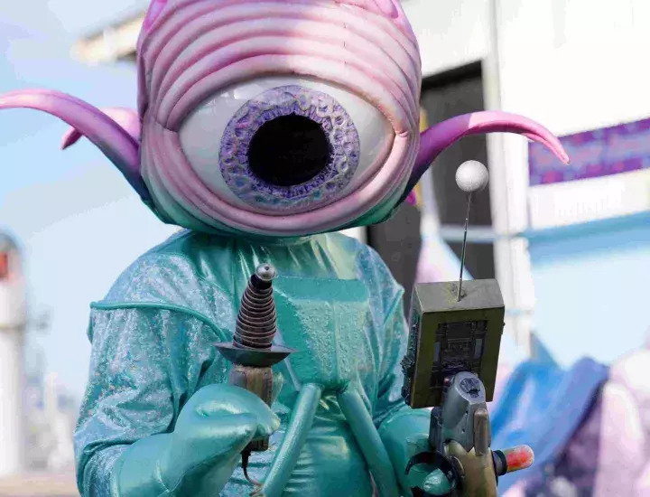 Aliens at Fremantle International street arts festival